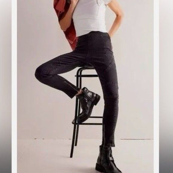We the Free Bella Moto High-Rise Skinny Jeans Size 31 Washed Black Free People - Picture 2 of 16